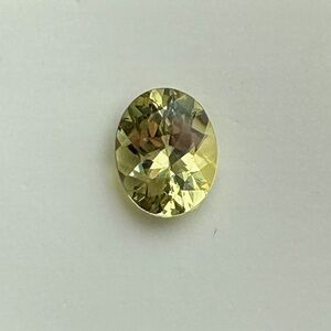 2.64CT CANARY APATITE, Oval, natural